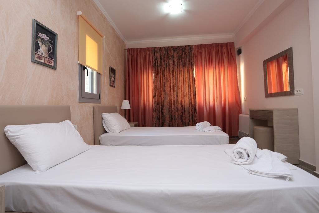 Ionian Diamond Villas Mikros Gialos Extérieur photo